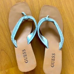 Healed flip-flops